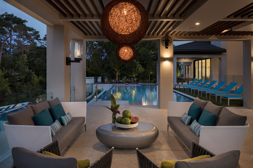 Furniture Store «Wasser Exclusive Furniture», reviews and photos, 19 NE 1st Ave, Hallandale Beach, FL 33009, USA