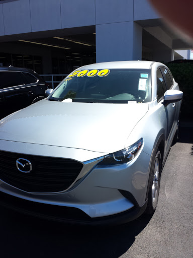 Hyundai Dealer «Jim Click Hyundai Auto Mall Tucson», reviews and photos, 700 W Auto Mall Dr, Tucson, AZ 85705, USA