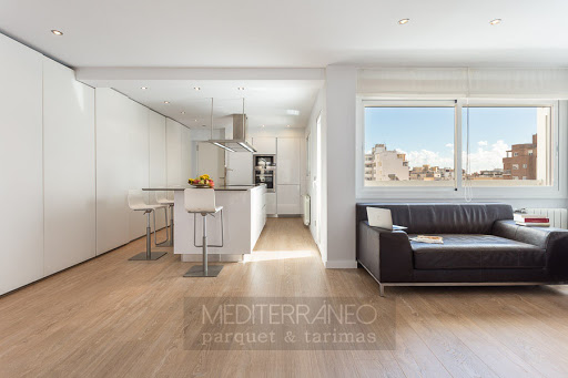 puertas automaticas MEDITERRANEO PARQUET Y TARIMAS en Palma
