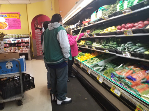 Supermarket «Morelia Supermarket Inc», reviews and photos, 4833 W Diversey Ave, Chicago, IL 60639, USA