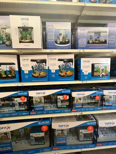 Pet Supply Store «PetSmart», reviews and photos, 1801 Howell Mill Rd NW, Atlanta, GA 30318, USA