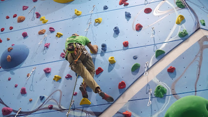 DEEP CLIMBING GYM HARBOR PATTAYA