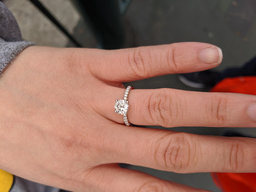 Jewelry Store «Jared The Galleria of Jewelry», reviews and photos, 1128 Galleria Blvd, Roseville, CA 95678, USA