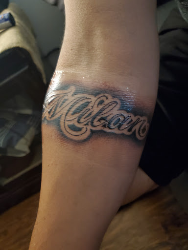 Tattoo Shop «High Voltage Tattoo Nc», reviews and photos, 1259 N La Brea Ave, West Hollywood, CA 90038, USA