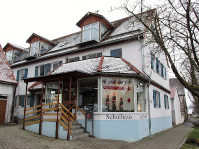 Schulhaus Apotheke Hauptstraße 14, 86738 Deiningen, Deutschland