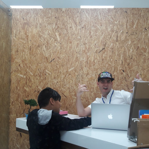 Auto Parts Store «AutoZone», reviews and photos, 16520 NE 6th Ave, North Miami Beach, FL 33162, USA