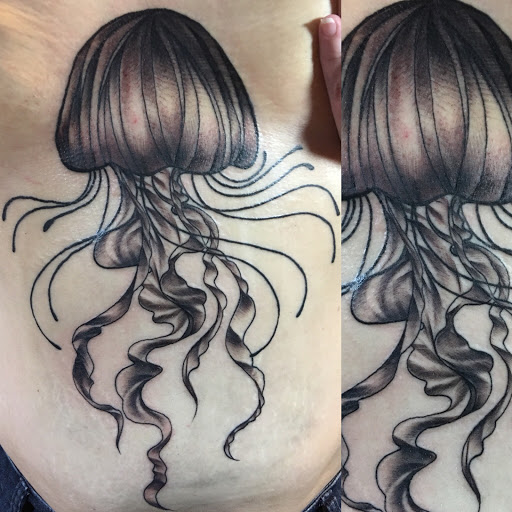 Tattoo Shop «Moth Studio», reviews and photos, 428 W Commercial St, Springfield, MO 65803, USA