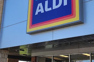 ALDI image