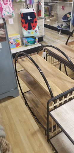 Home Goods Store «HomeGoods», reviews and photos, 7350 NE Butler St, Hillsboro, OR 97124, USA