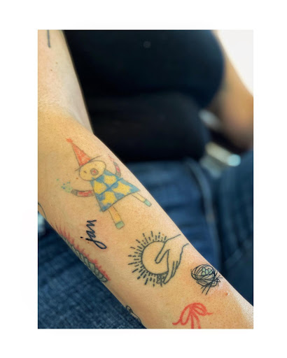 Explore parrot tattoo ideas, creative tattoo ideas in Moline, available at ARTIST AIMEE TATTOOS - AF Tattoo Studio
