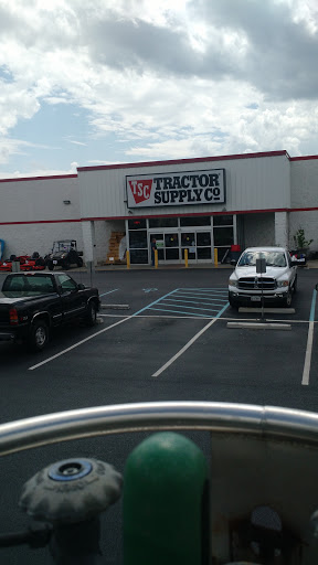 Home Improvement Store «Tractor Supply Co.», reviews and photos, 8110 Gander Way, Roanoke, VA 24019, USA