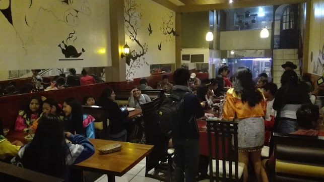 HOSTAL Pollos a la Brasa DORADO INN - Sicuani