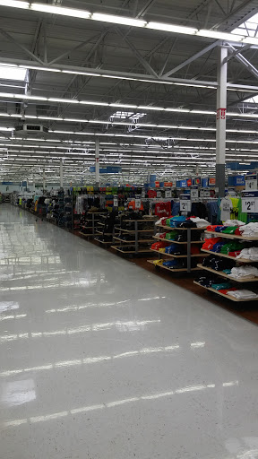 Discount Store «Walmart», reviews and photos, 910 Wolcott St, Waterbury, CT 06705, USA