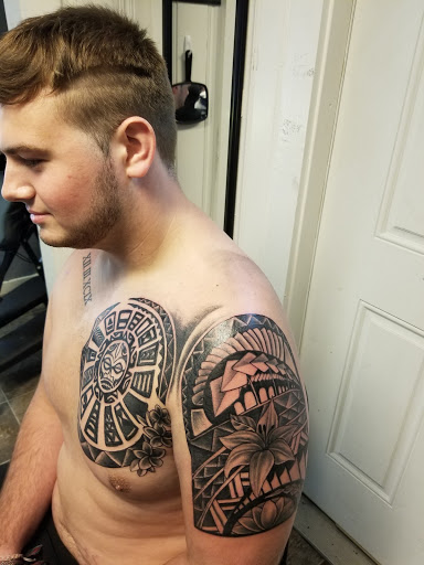 Find traveling tattoo ideas for your next unique tattoo in Albany at Tat Jones Ruthless Tattoos L.L.C.