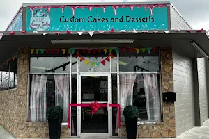 Fancy Cakes Boutique - DESSERTS - CUSTOM CAKES - CUPCAKES - ICE CREAM - COFFEE - FRAPPE - SMOOTHIE - AÇAÍ image