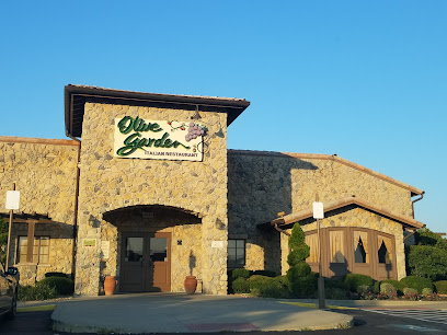 Olive Garden Italian Restaurant - 7844 Mall Rd, Florence, KY 41042