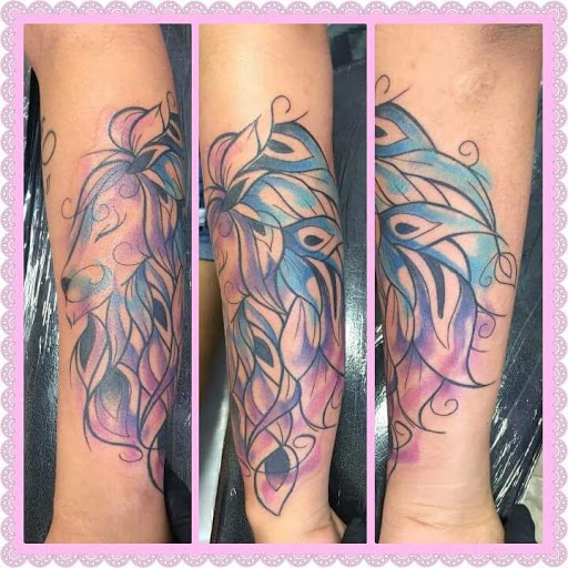 Tattoo Shop «The Lizard Lounge Tattoo Kissimmee», reviews and photos, 4519 S Orange Blossom Trail, Kissimmee, FL 34746, USA