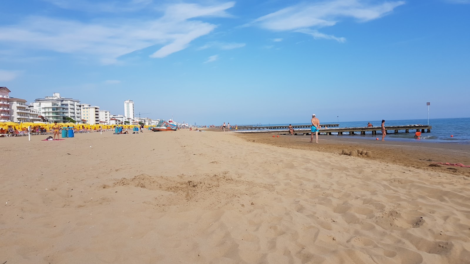 Photo de Spiaggia di Jesolo - endroit populaire parmi les connaisseurs de la détente