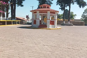 Plaza principal de Transfiguración image