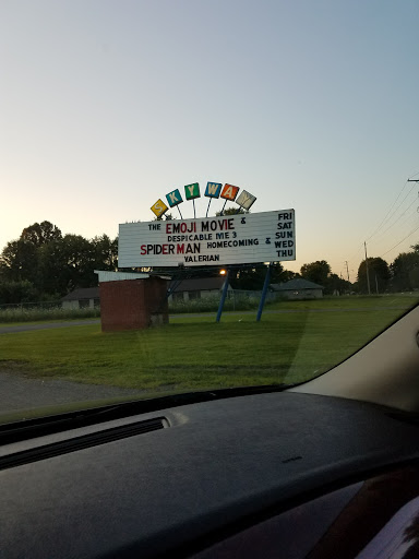 Drive-in Movie Theater «Skyway Twin Drive-In Theatre», reviews and photos, 1825 N Leavitt Rd NW, Warren, OH 44485, USA