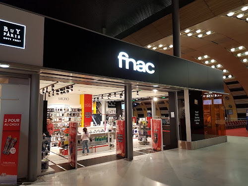 Grand magasin FNAC Aéroport Roissy CDG T2F Roissy-en-France
