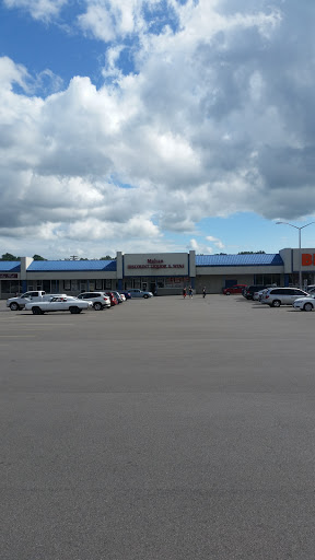 Liquor Store «Mahan Discount Liquor & Wine», reviews and photos, 6515 Brockport Spencerport # 9, Brockport, NY 14420, USA