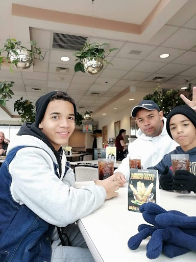 Coffee Shop «Starbucks», reviews and photos, 4255 Genesee St #100, Cheektowaga, NY 14225, USA