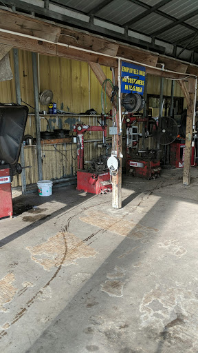 Tire Shop «Tire Capital», reviews and photos, 7125 US Hwy 98 N, Lakeland, FL 33809, USA