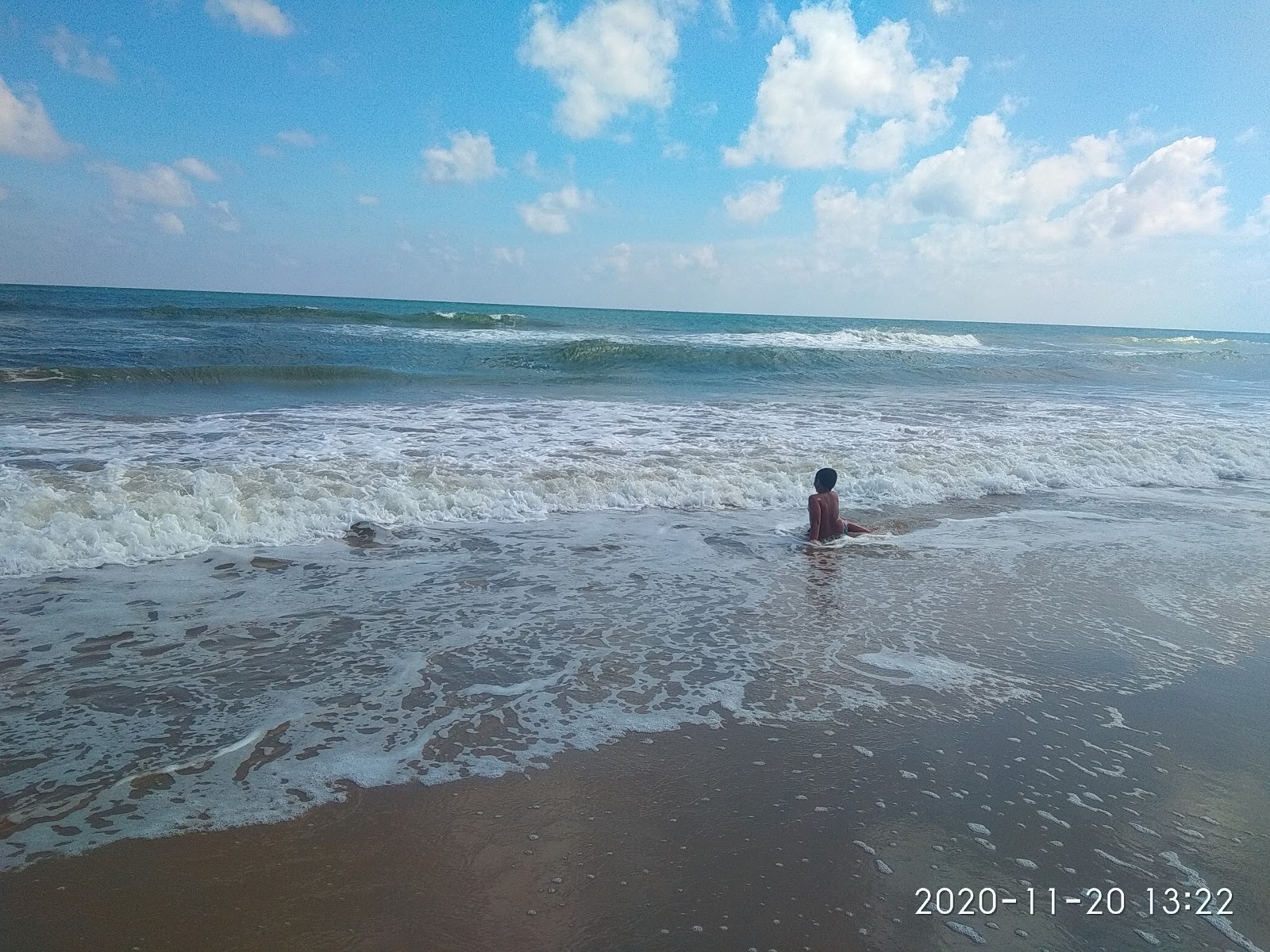 Fotografija Thirtavari Beach in naselje