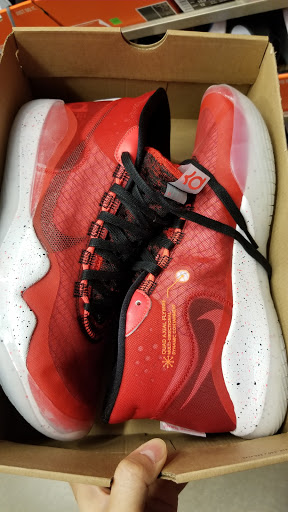 Clothing Store «Nike Factory Store», reviews and photos, 7105 Mills Civic Pkwy #140, West Des Moines, IA 50266, USA