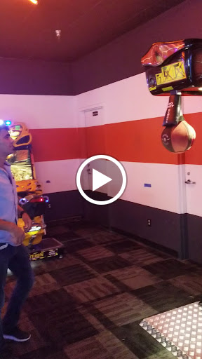 Bowling Alley «Brunswick Zone Deer Creek Lanes», reviews and photos, 7930 Haven Ave, Rancho Cucamonga, CA 91730, USA