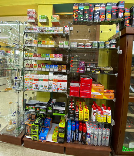 Tobacco Shop «Discount Smoke Tobacco & Beer», reviews and photos, 2387 S Cobb Dr SE B, Smyrna, GA 30080, USA