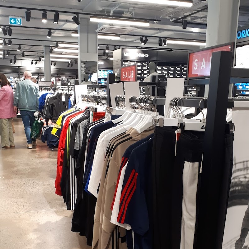 Adidas Outlet