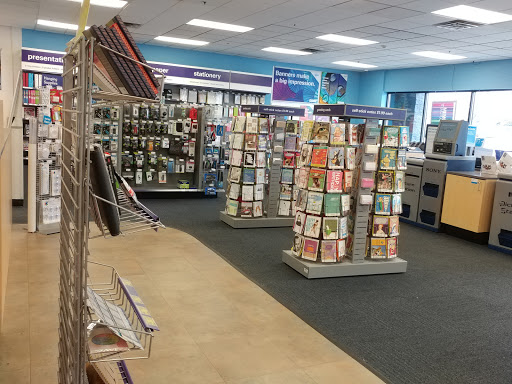 Print Shop «FedEx Office Print & Ship Center», reviews and photos, 101 37th Ave SE B, Puyallup, WA 98374, USA
