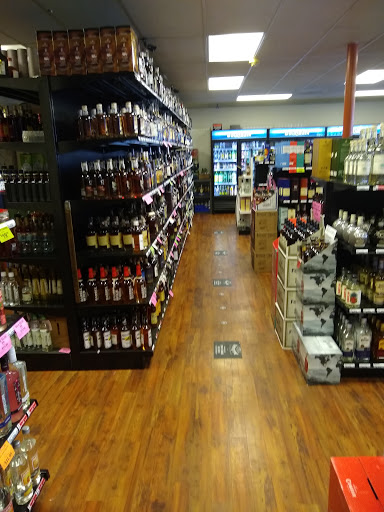 Liquor Store «11th Avenue Liquor», reviews and photos, 1040 SE Hawthorne Blvd, Portland, OR 97214, USA