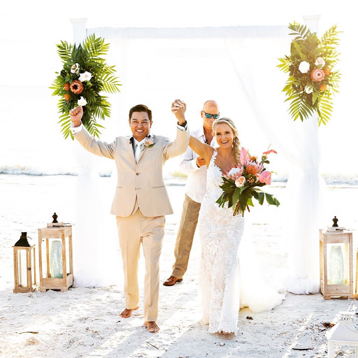 Bridal Shop «Laura Jacobs Bridal», reviews and photos, 9903 Gulf Coast Main St #142, Fort Myers, FL 33913, USA