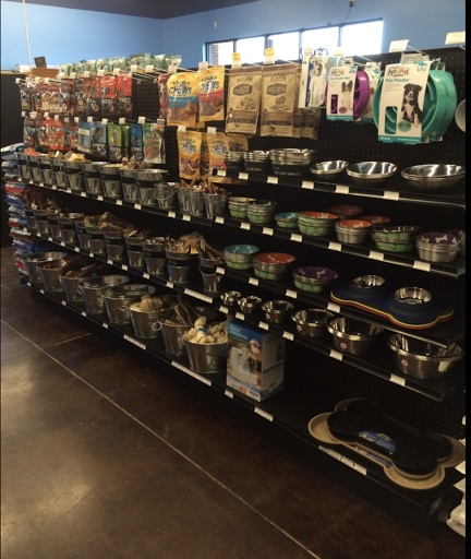 Pet Store «Woofs & Waves», reviews and photos, 5426 Arrowhead Pkwy E, Sioux Falls, SD 57110, USA