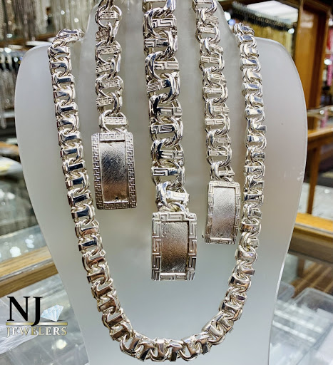 Wholesale Jeweler «N J Jewelers Inc», reviews and photos, 2201 N 10th St, McAllen, TX 78501, USA