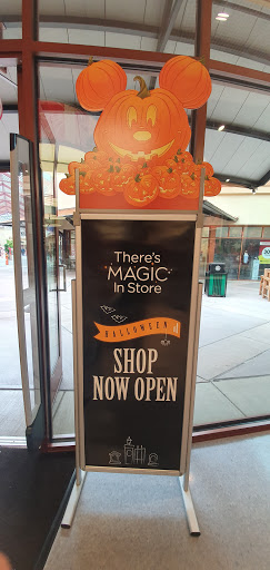 Toy Store «Disney Store», reviews and photos, 1001 N Arney Rd, Woodburn, OR 97071, USA