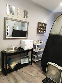 Melange Beauty Bar Salon and Spa - Photo 5 - Car repair in Fairview, OR, Gresham