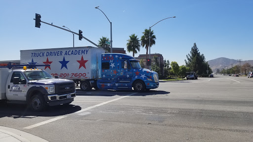 Self-Storage Facility «Fontana Self Storage», reviews and photos, 10533 Beech Ave, Fontana, CA 92337, USA