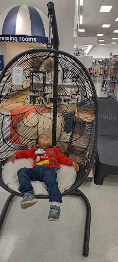 Shopping Mall «Townline Square Shopping Center», reviews and photos, 533 S Broad St, Meriden, CT 06450, USA