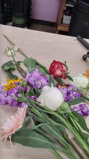 Florist «Flowers World Wide Floral Designs Magellans», reviews and photos, 205 N Frederick Ave, Gaithersburg, MD 20877, USA