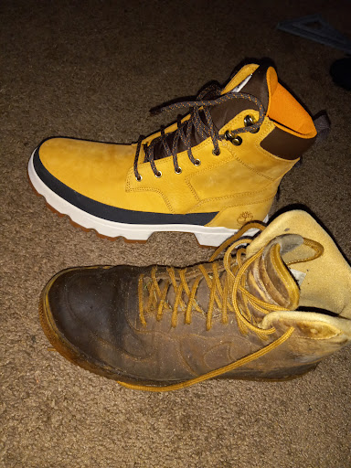 Shoe Store «DSW Designer Shoe Warehouse», reviews and photos, 4665 Town Crossing Dr, Jacksonville, FL 32246, USA