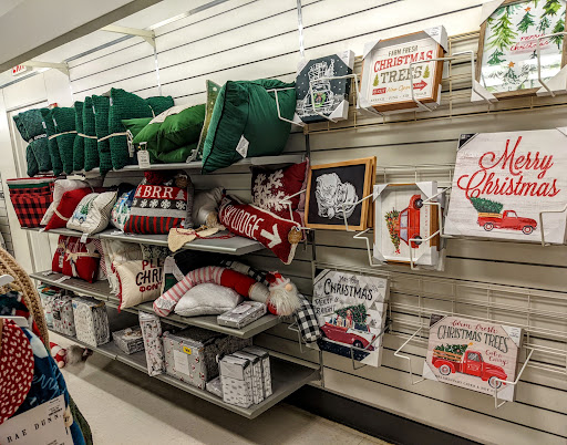 Department Store «Marshalls», reviews and photos, 1380 Northern Blvd, Manhasset, NY 11030, USA