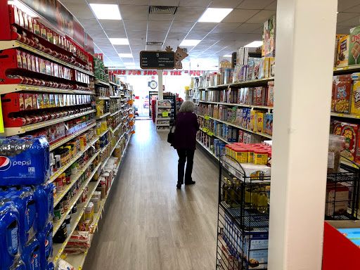 Grocery Store «Piggly Wiggly», reviews and photos, 1536 Donelson Pkwy, Dover, TN 37058, USA