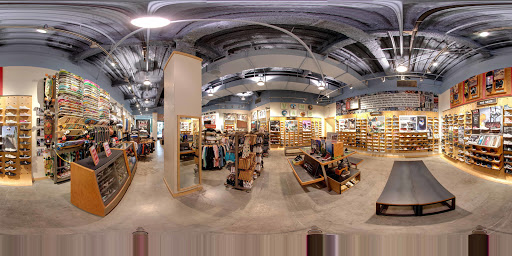 Shoe Store «Vans», reviews and photos, 324 Horton Plaza, San Diego, CA 92101, USA