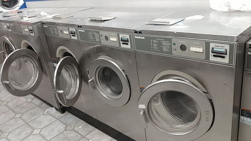 Laundromat «Super Laundry», reviews and photos, 1832 W Broadway Rd, Mesa, AZ 85202, USA