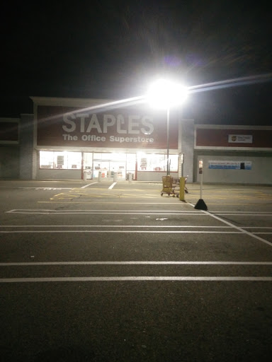 Office Supply Store «Staples», reviews and photos, 18 Lyman St, Westborough, MA 01581, USA