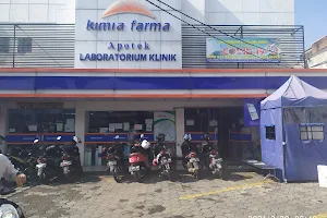 Apotek dan Laboratorium Medis Kimia Farma 127 Ujung Berung image